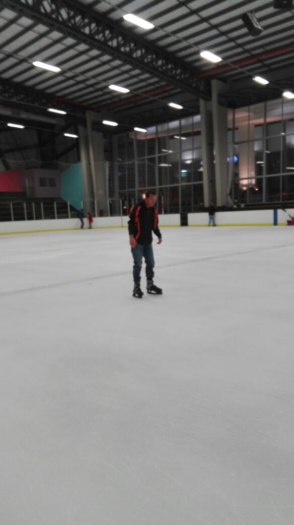 Darren Ice scating.jpg